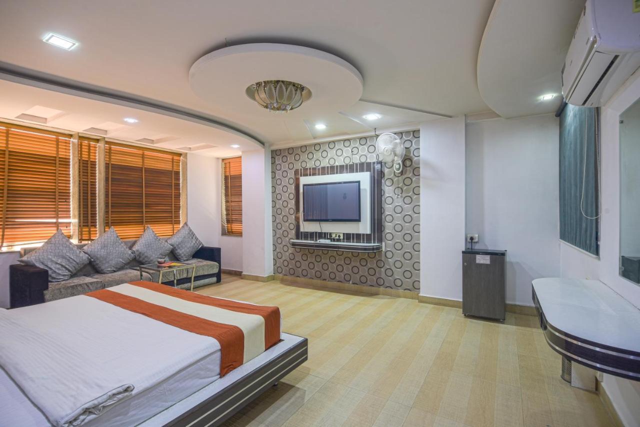 Hotel Shree Vinayak Palace Μποπάλ Εξωτερικό φωτογραφία